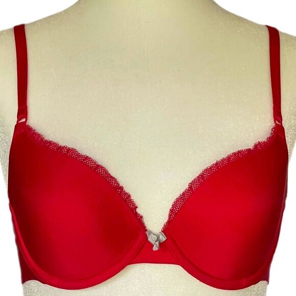 ❣️5/$50 Victoria’s Secret Red Demi bra with underwire, size 32C - Picture 1 of 3